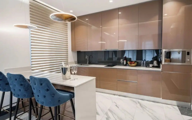 Boardroom Apartments
