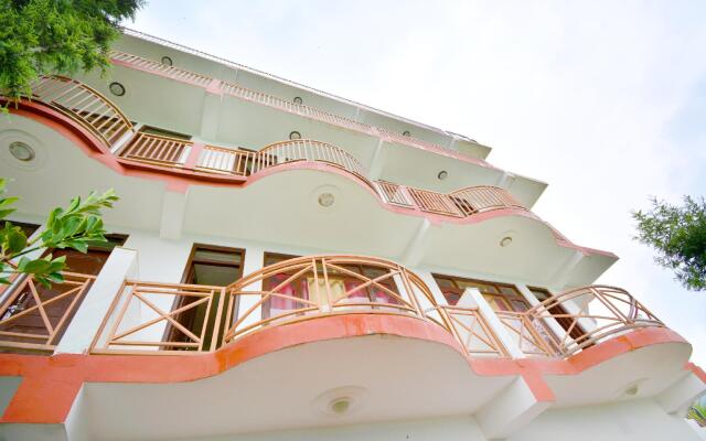 OYO Flagship 45681 Vivek Palace