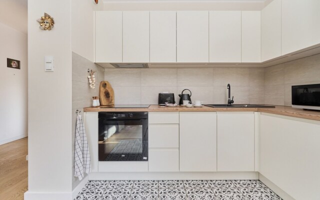 Poznan Apartment With Garden by Renters