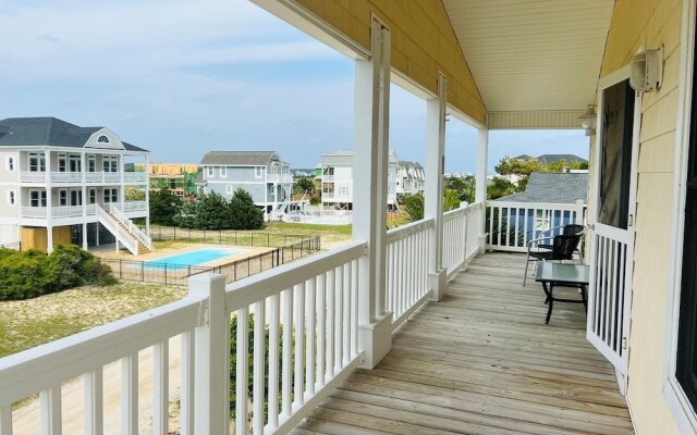 Salt, Sand And Sudds 5 Bedroom Home by RedAwning