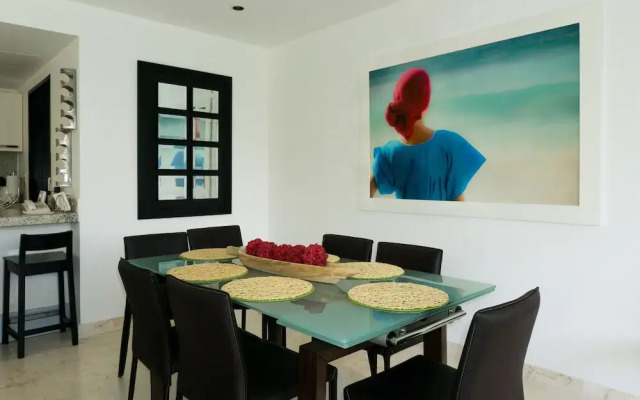 Elements 215 2 Bedroom Condo by RedAwning