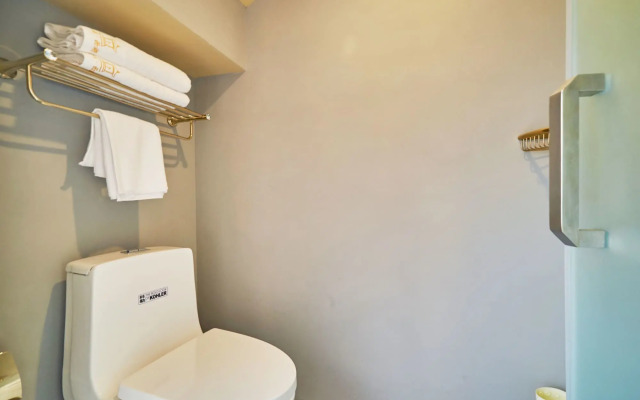 Best Wishes West Lake lnn