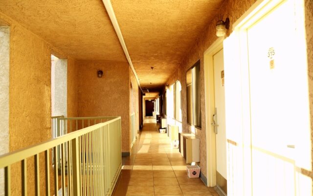 Travelodge By Wyndham Pasadena Central