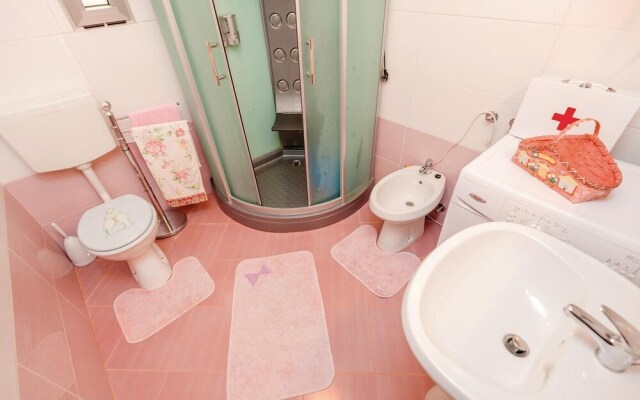Nice Home in Selce With Wifi and 3 Bedrooms