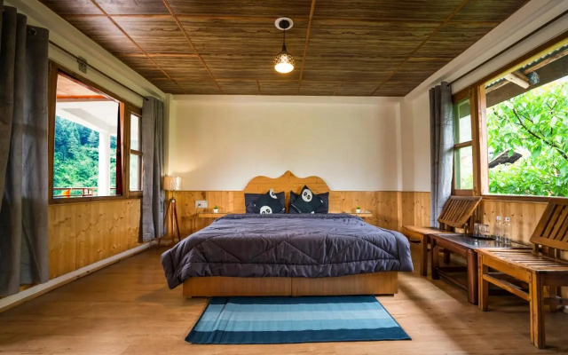 One Light Hostel