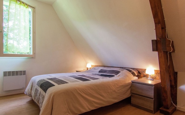 Peaceful Holiday Home in Carsac-aillac With Swimming Pool