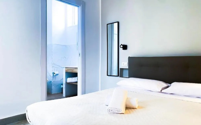 Leone Suite View & Restaurant