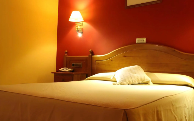 Hotel & Spa Peña Montañesa