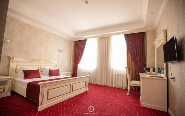 Premier Palace Apartment 1 Br Ggi
