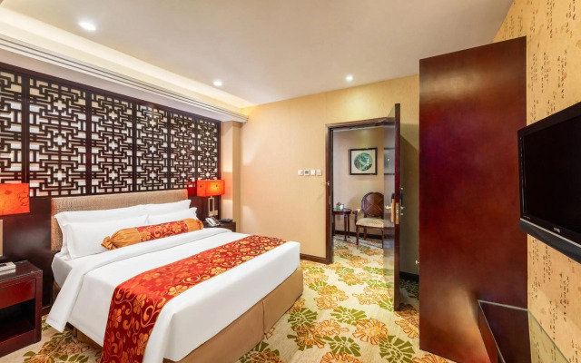 Metropole Hotel