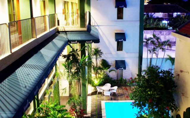 Spazzio Bali Hotel