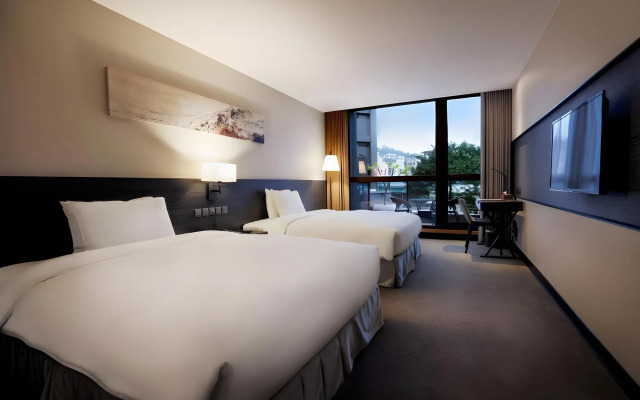 Platinum Hotel
