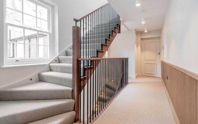 Notting Hill Gate Residence II
