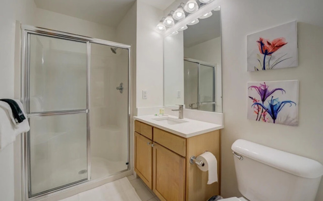 FRONTDESK Waterfront Apts Downtown Cleveland
