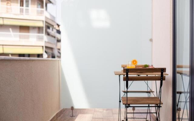 Leone Suites