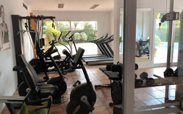 Alcazaba Beach Luxury Apartment02 Estepona