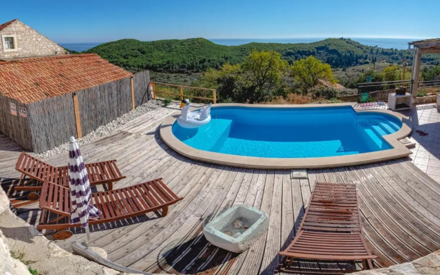 House Abatros