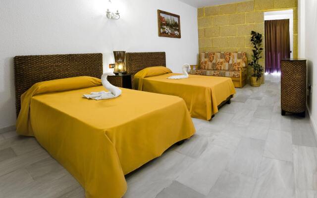 Apartamentos Pirámides