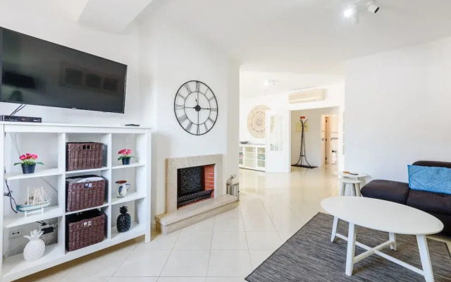 Amazing Apartment in Albufeira