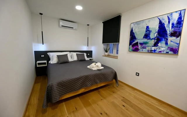 Poseidon Apartment