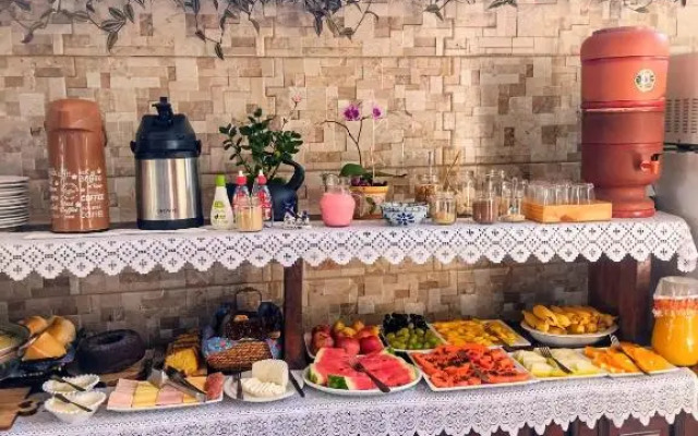 Hostel Rosa de Saron