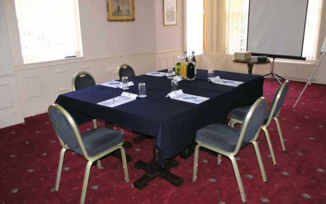 Best Western Plus West Retford Hotel