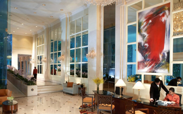 Shangri-La Apartments, Singapore