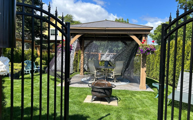 Seagull Studio Vacation Guest Suite