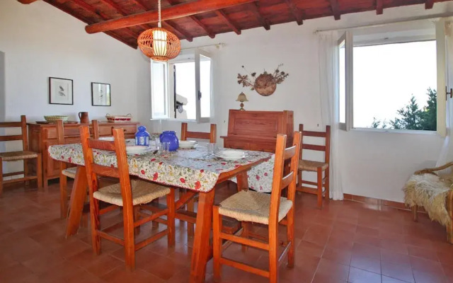 Apartment in Costa Paradiso With Garden