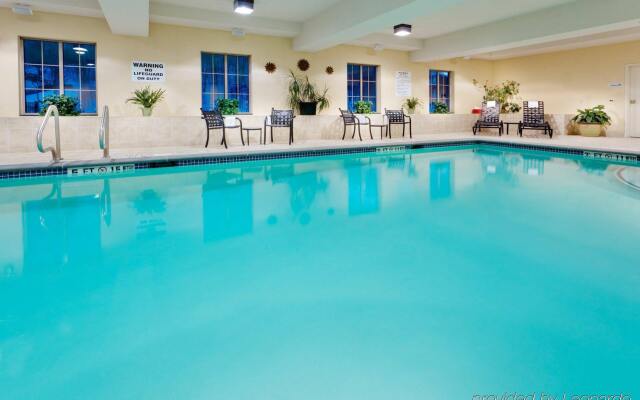 Holiday Inn Express Haskell - Wayne Area by IHG