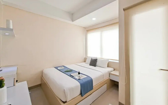 Comfy And Functional Studio At Apartment B Residence