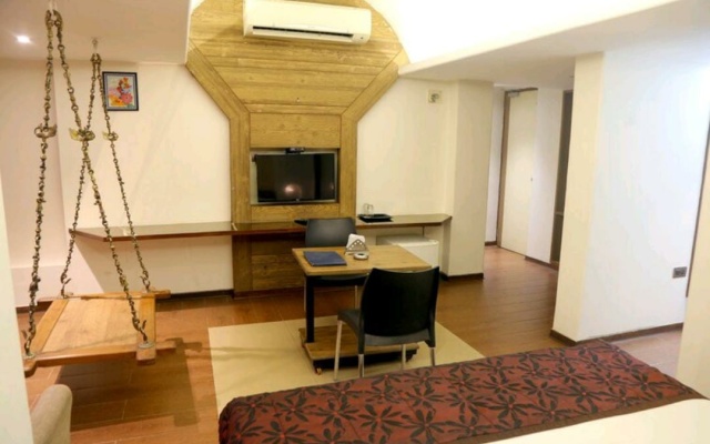 Hotel Panchalee deluxe – Guest Rooms – Kolhapur
