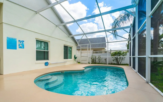 1114 4-bed Pool Home, Liberty Village Kissimmee