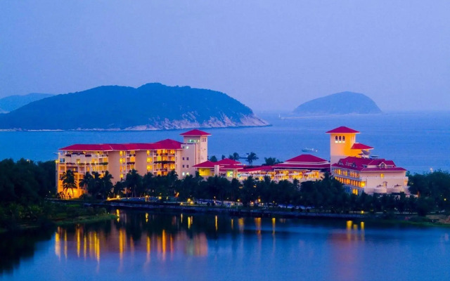 Shixishu Jianguo Yalong Bay Resort Hotel