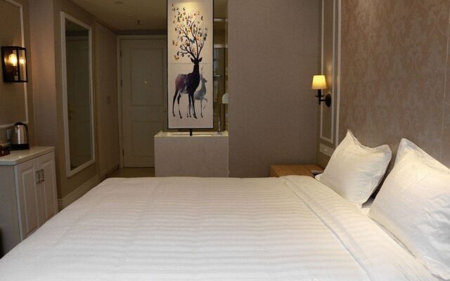 Solo Hotel Shuanglong Store