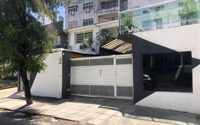 The Place Pousada e Hostel