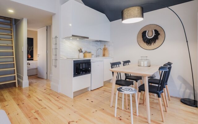 Boutique Rentals Flores Exclusive Charm