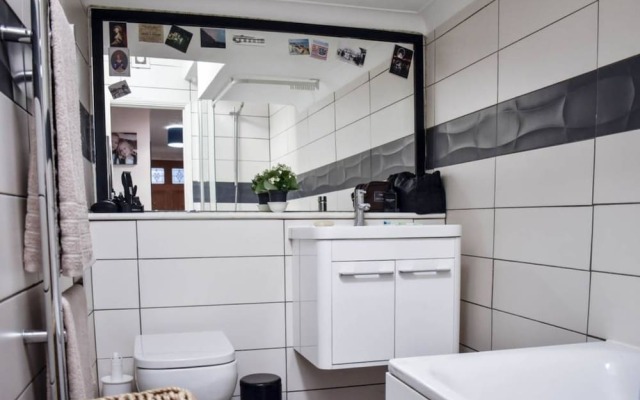 Quirky 1 Bedroom Apartment at Seven Dials