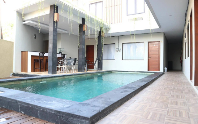 Tri Homestay Kuta