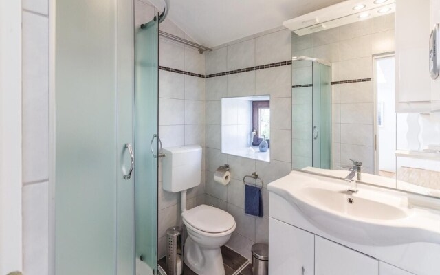 Nice Home in Pomer With Wifi and 3 Bedrooms
