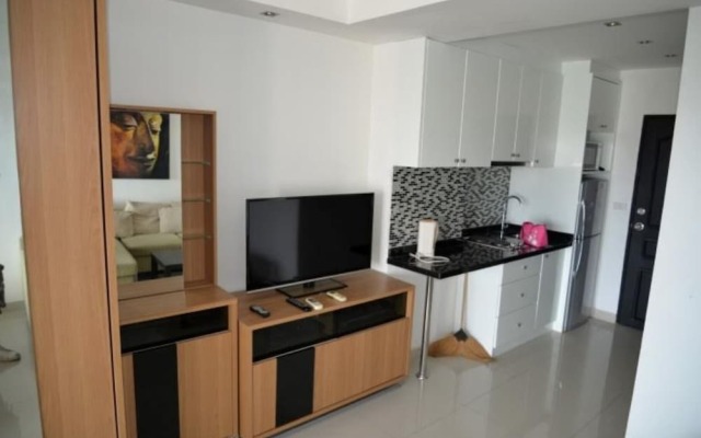 Pattaya Plaza Floor 6