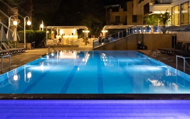 Cashmere Hotel