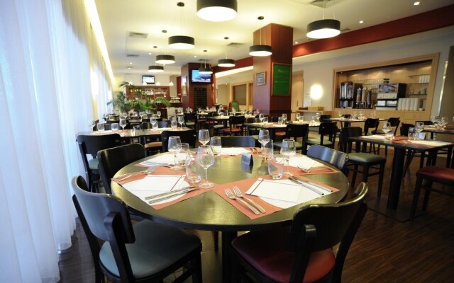 Travelodge BCN Cornella Fira
