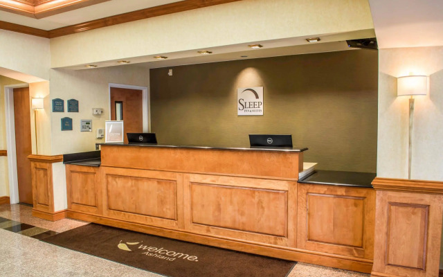 Comfort Inn & Suites Ashland – Richmond North
