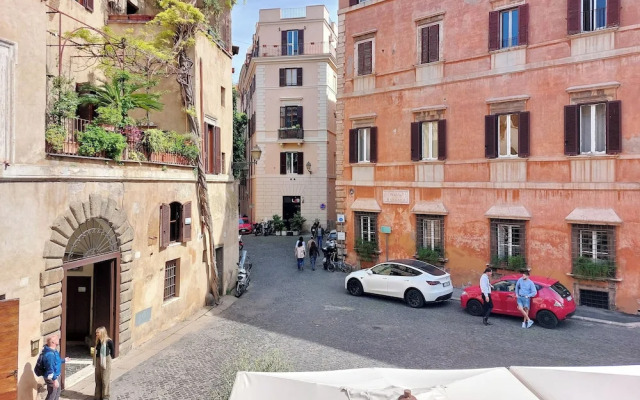 YCH-Luxury home near Piazza Venezia