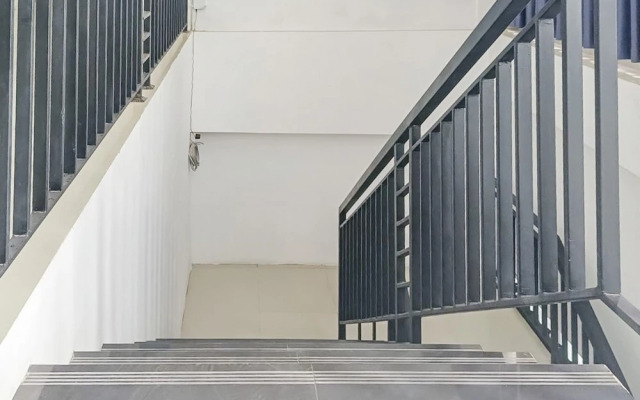 RedDoorz near Universitas Hasanuddin Makassar