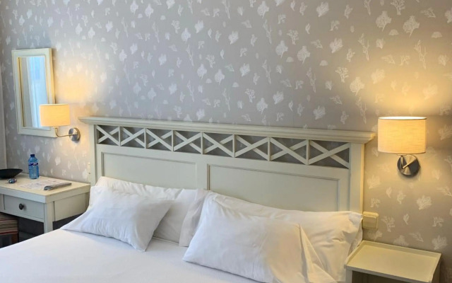 Hotel Playa de Los Locos