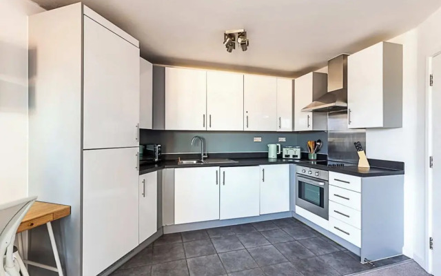 Chic & Modern Dalston Apartment
