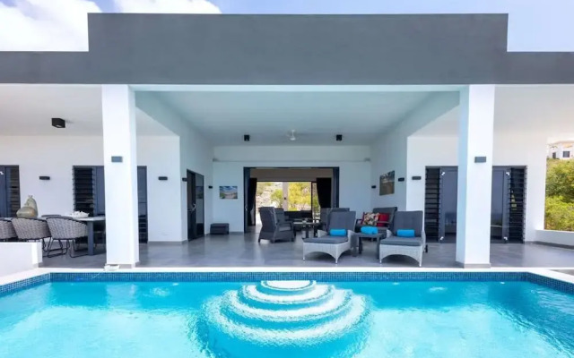 Villa Holiday Dream Sun Sea Serenity