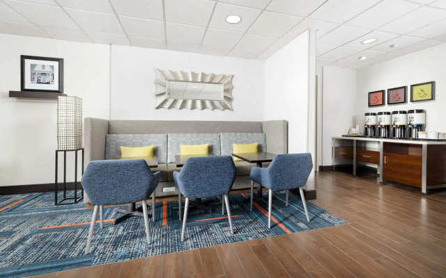 Hampton Inn Memphis-Walnut Grove/Baptist Hospital East